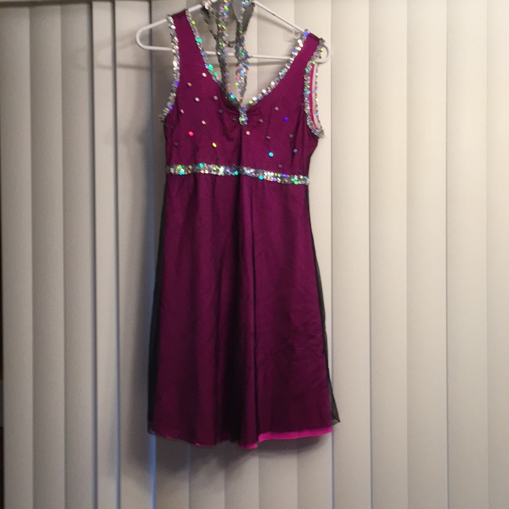 Vintage skating costume with two headbands